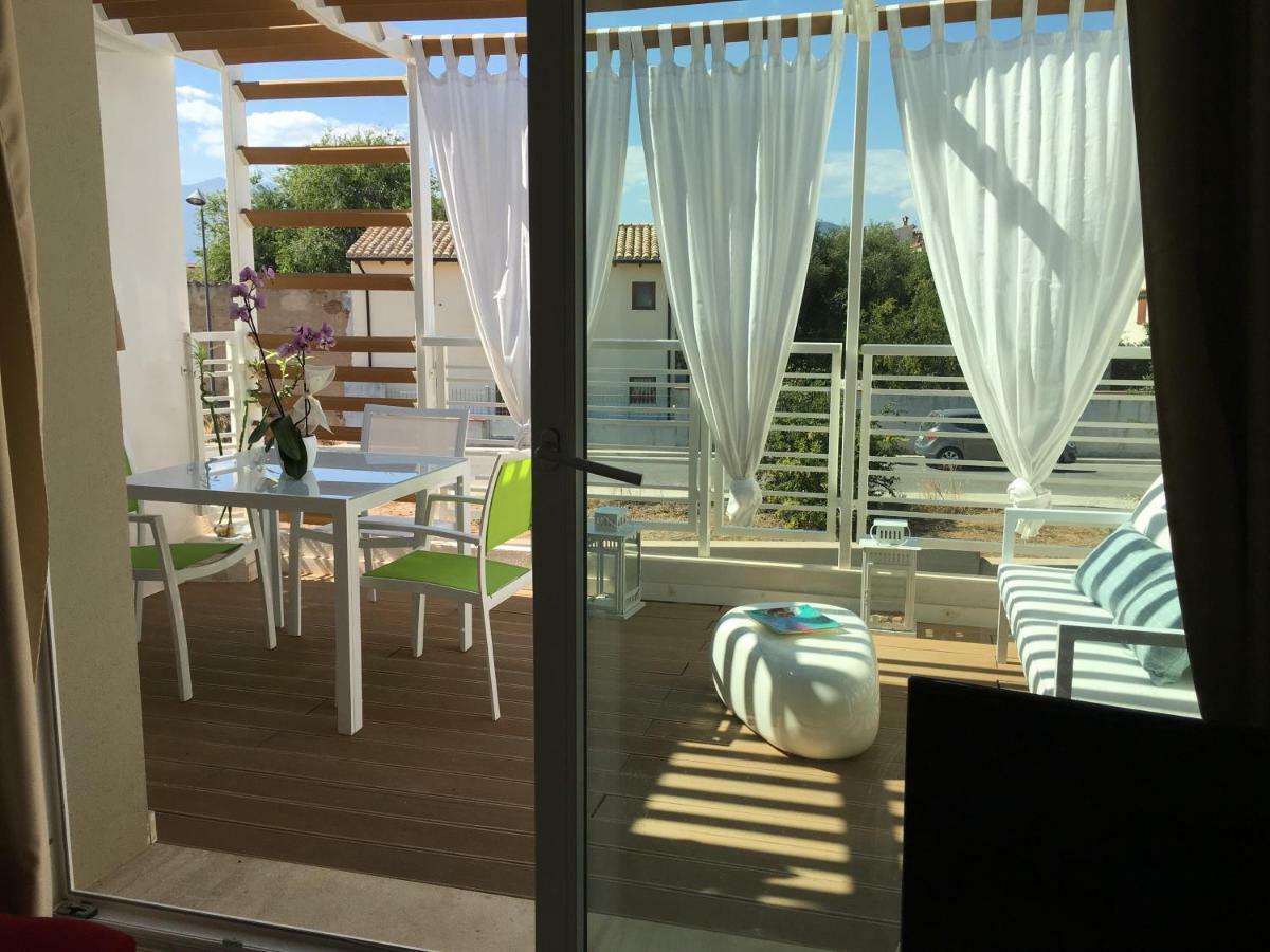 A Gem Apartment With Terrace Pula Exterior photo